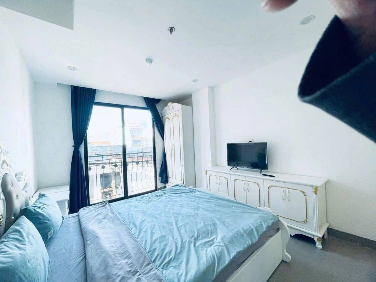 1br Apartment with Balcony, An Thuong — 1BR fully furnished (photo 1)