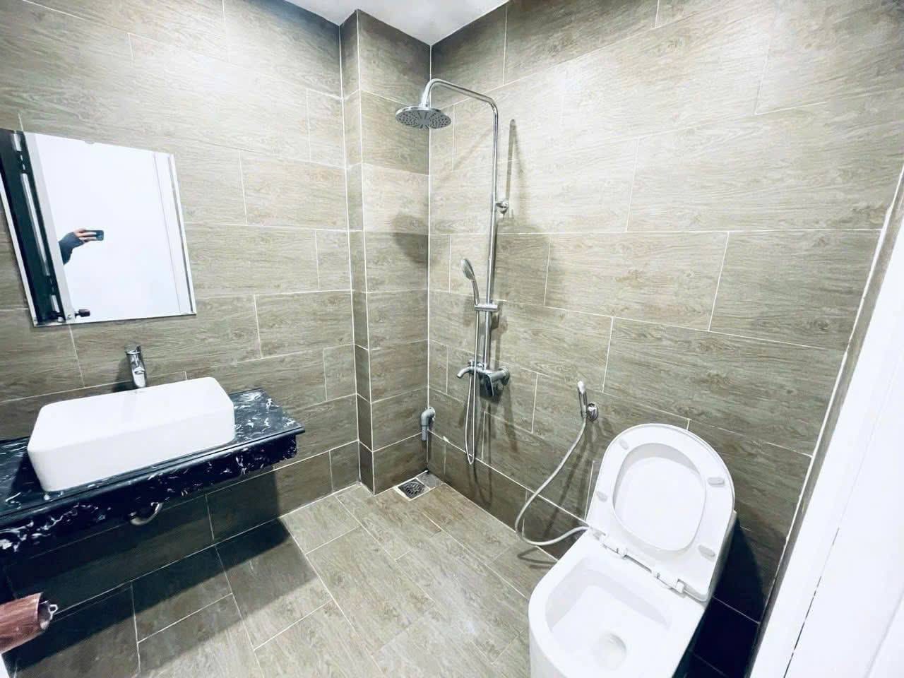 1br Apartment with Balcony, An Thuong — 1BR fully furnished (photo 5)