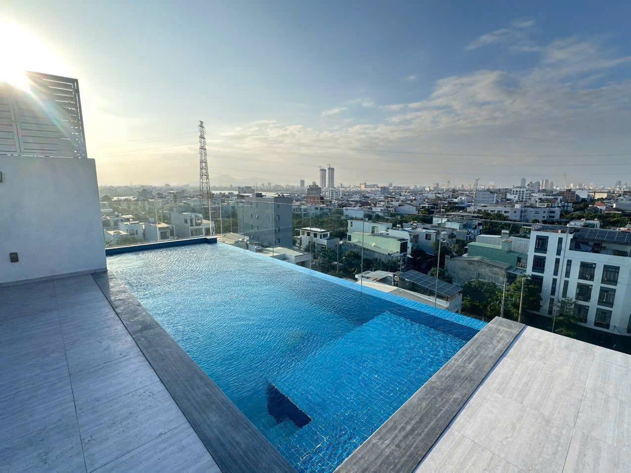 1br Apartment with Pool and Balcony - Khue My — 1BR fully furnished (photo 1)