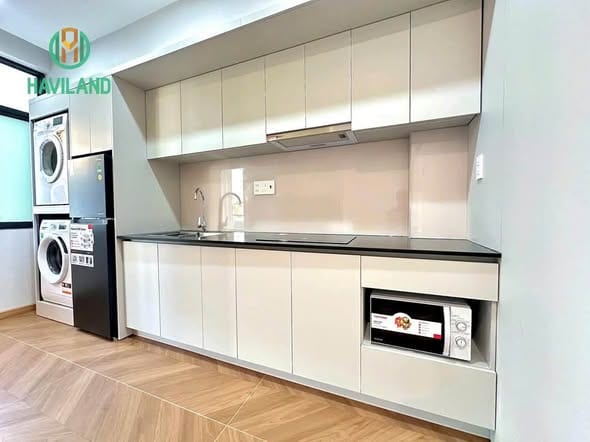 Front-view Studio, Bright and Modern - Ngu Hanh Son — Studio fully furnished (photo 4)
