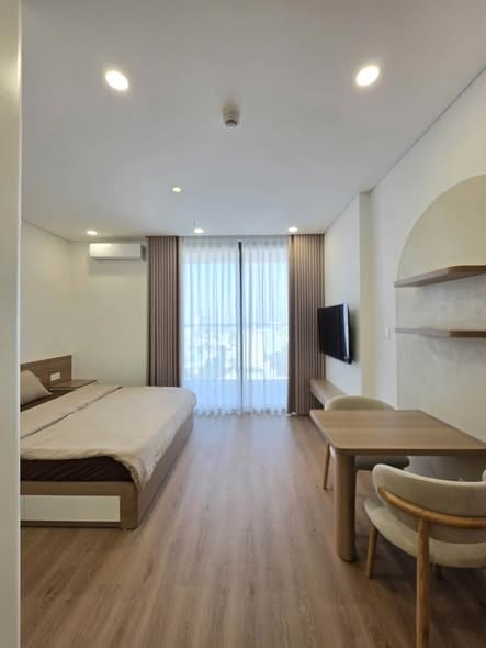 Modern Studio with Pool & River View - Central Da Nang — Studio fully furnished (photo 1)