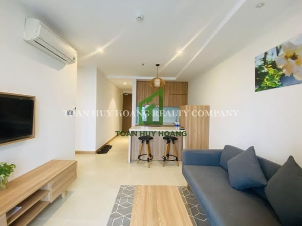 Luxury 2br Apartment with Pool and Gym - Ngu Hanh Son — 2BR fully furnished (photo 1)