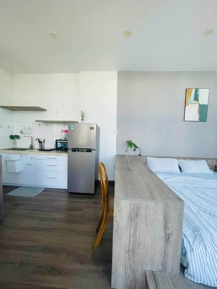 Spacious Studio 35m2 with Balcony - An Hai Dong — Studio fully furnished (photo 3)