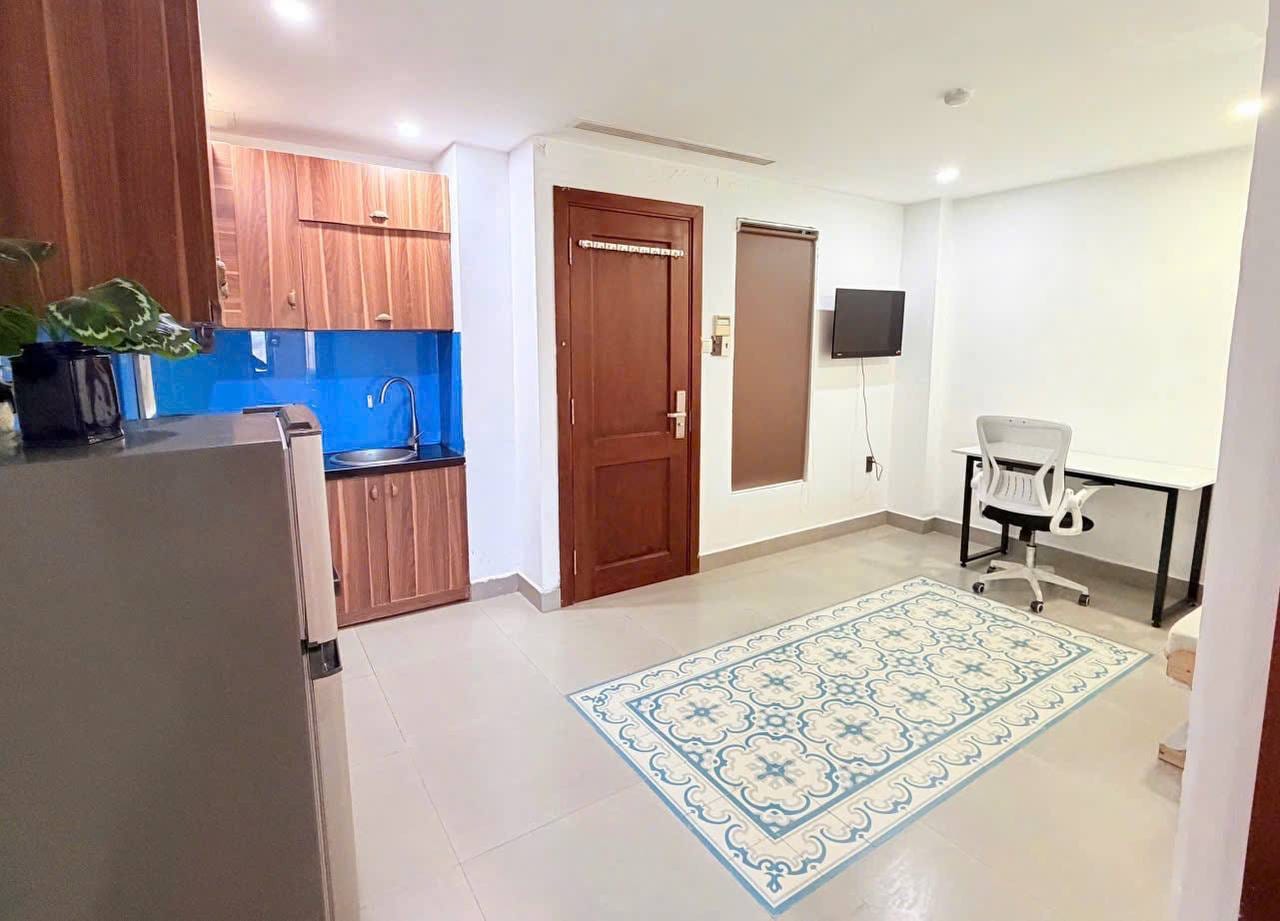 1br Apartment, Flexible Lease - Ngu Hanh Son — 1BR fully furnished (photo 1)