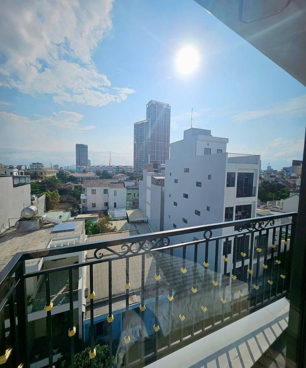 2br Apartment with Elevator, Parking - My An — 2BR fully furnished (photo 2)