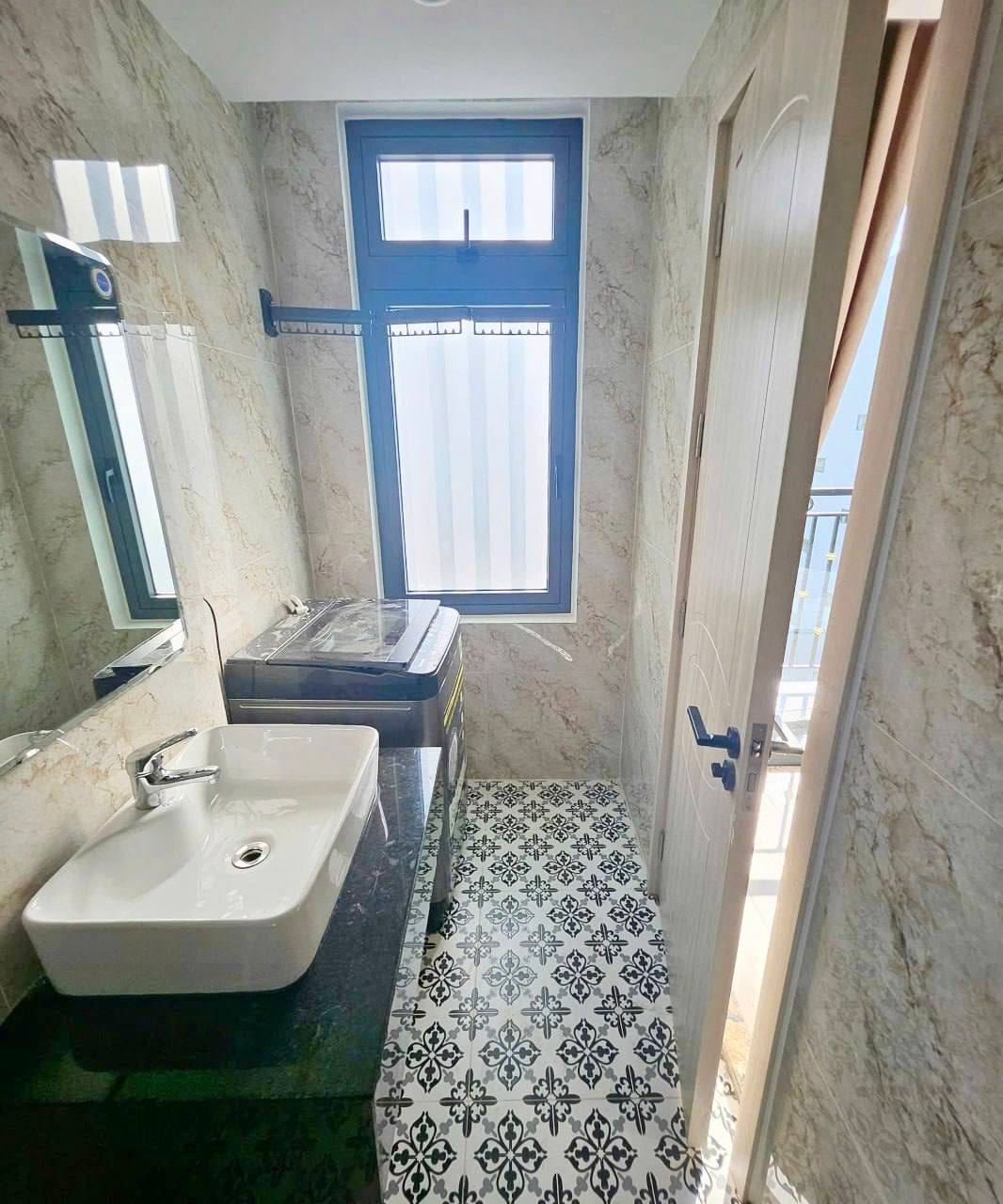 2br Apartment with Elevator, Parking - My An — 2BR fully furnished (photo 7)