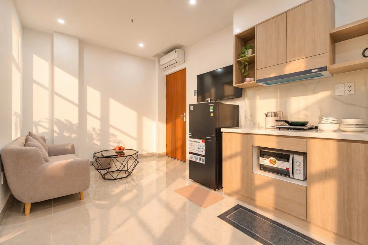 1br Pet-friendly Apartments - Tran Hung Dao — 1BR fully furnished (photo 1)