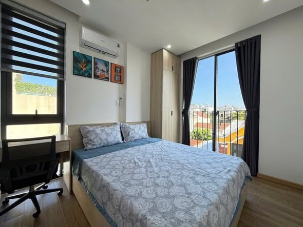 1br Bright Apartment with Private Washer - Ngu Hanh Son — 1BR fully furnished (photo 1)