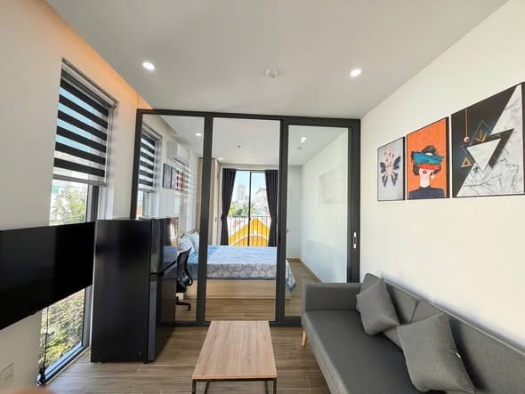 1br Bright Apartment with Private Washer - Ngu Hanh Son — 1BR fully furnished (photo 5)