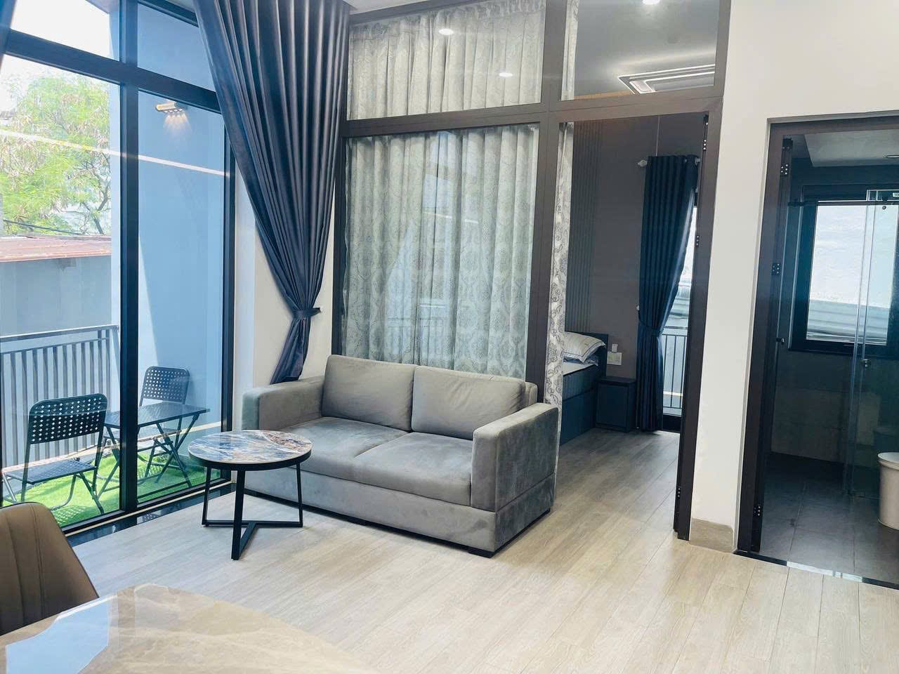 Spacious 1br Apartment with Double Balcony - Son Tra — 1BR fully furnished (photo 1)