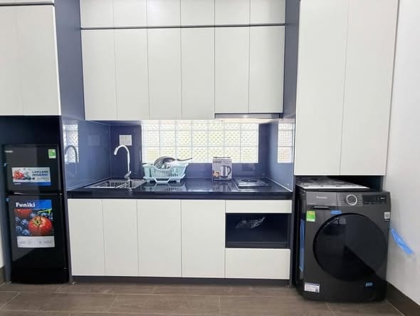 Newly Built 1br Apartment with Balcony - Ngu Hanh Son — 1BR fully furnished (photo 3)