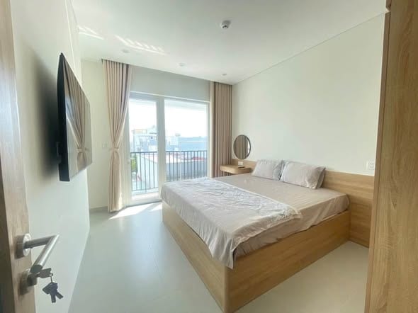 Spacious 1br+ Apartment, Fully Furnished - Da Nang — 1BR fully furnished (photo 1)