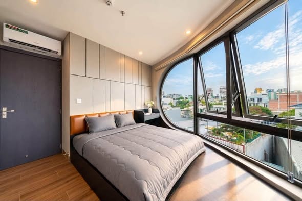 Brand-new 1br Apartment with Pool & Gym - Ngu Hanh Son — 1BR fully furnished (photo 1)