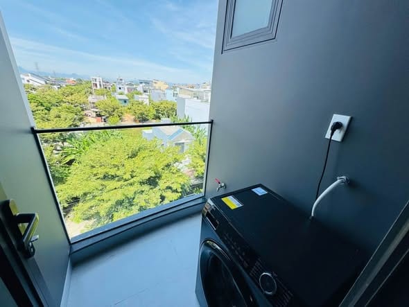 Modern Studio with Private Washer - Cam Le — Studio fully furnished (photo 2)