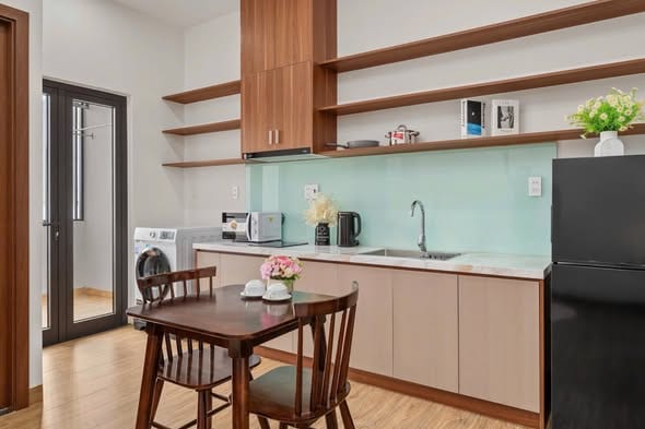 Modern 1br Apartment with Balcony, Near Beach - Son Tra — 1BR fully furnished (photo 2)