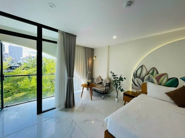 Apartment with Pool, Private Laundry - Son Tra — Studio fully furnished (photo 1)