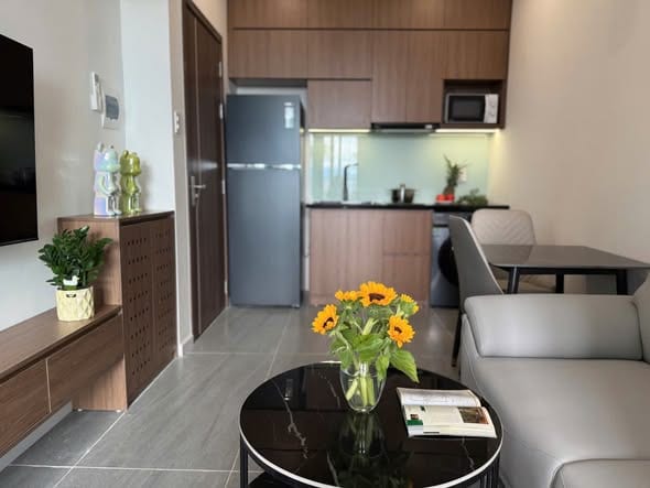 1br Apartment with Pool and Gym Access - Tran Van Dan — 1BR fully furnished (photo 2)