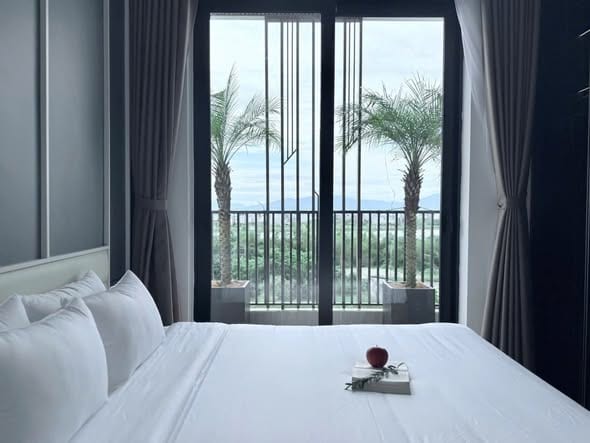 1br Apartment with Pool and Gym Access - Tran Van Dan — 1BR fully furnished (photo 4)