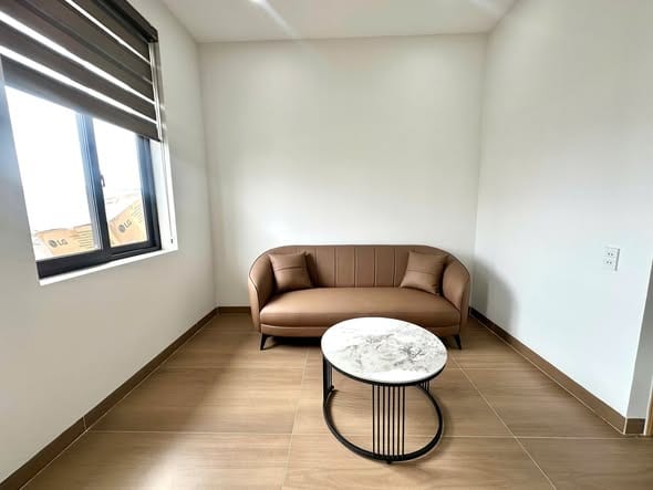 New 1-bedroom Apartment with Balcony - Ngu Hanh Son — 1BR fully furnished (photo 4)