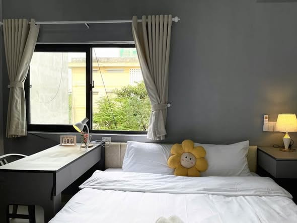 Modern 2br Fully Furnished Apartment - Ngo Thi Si — 2BR fully furnished (photo 2)