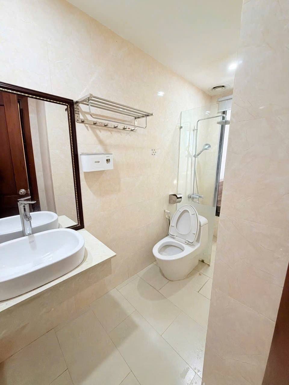 1br Apartment, Available Now - Ngu Hanh Son — 1BR fully furnished (photo 5)