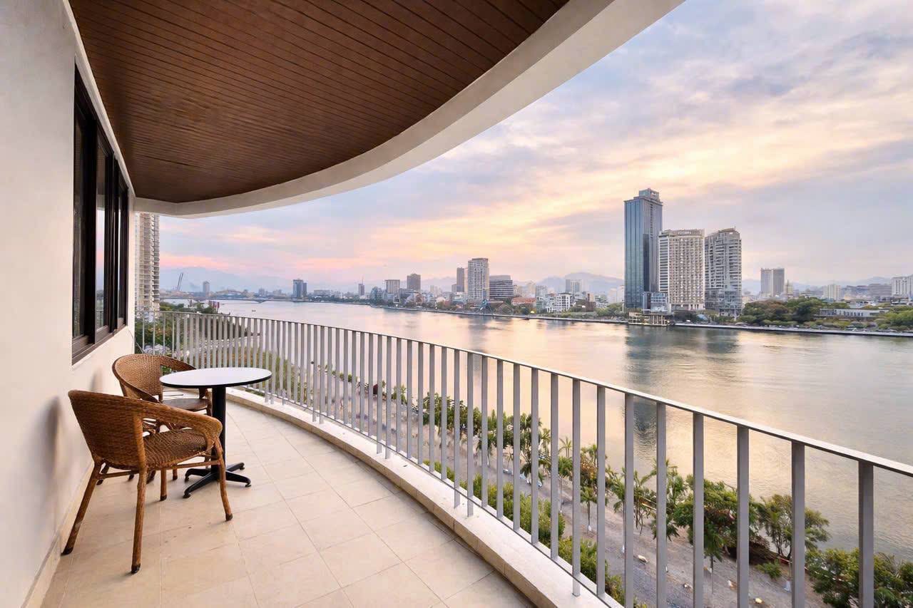 1br River View Apartment with Amenities - Son Tra — 1BR fully furnished (photo 1)