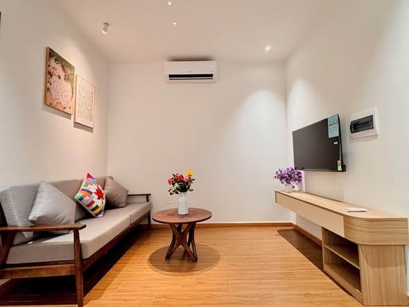 New 1br Apartment with Balcony, Fully Furnished - Khue My — 1BR fully furnished (photo 4)