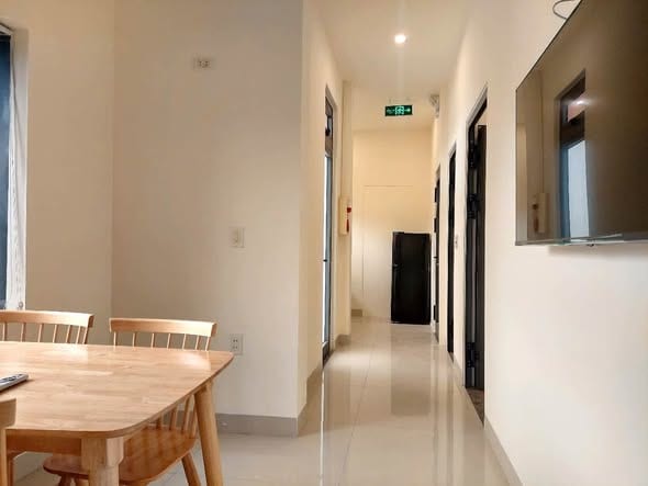 1br Apartment with Large Balcony - Ngu Hanh Son — 1BR fully furnished (photo 4)