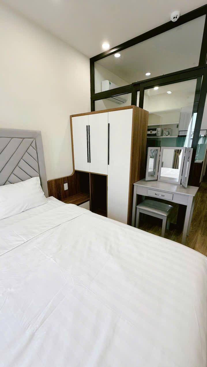 1br Apartment with Balcony, City View - Khue My — 1BR fully furnished (photo 5)