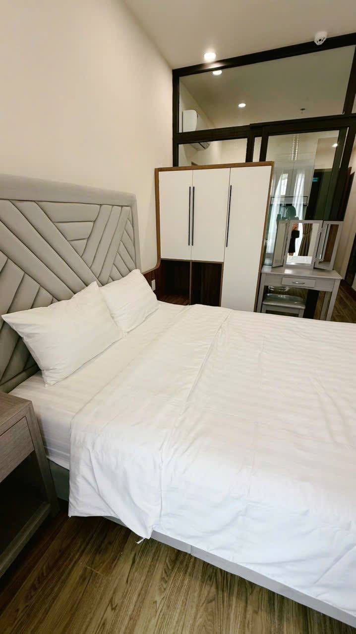 1br Apartment with Balcony, City View - Khue My — 1BR fully furnished (photo 7)