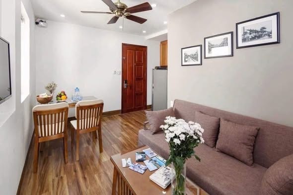 1br Fully Furnished Apartment with Balcony - My An — 1BR fully furnished (photo 3)
