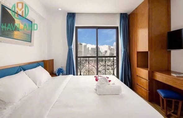 1br Fully Furnished Apartment with Balcony - My An — 1BR fully furnished (photo 1)