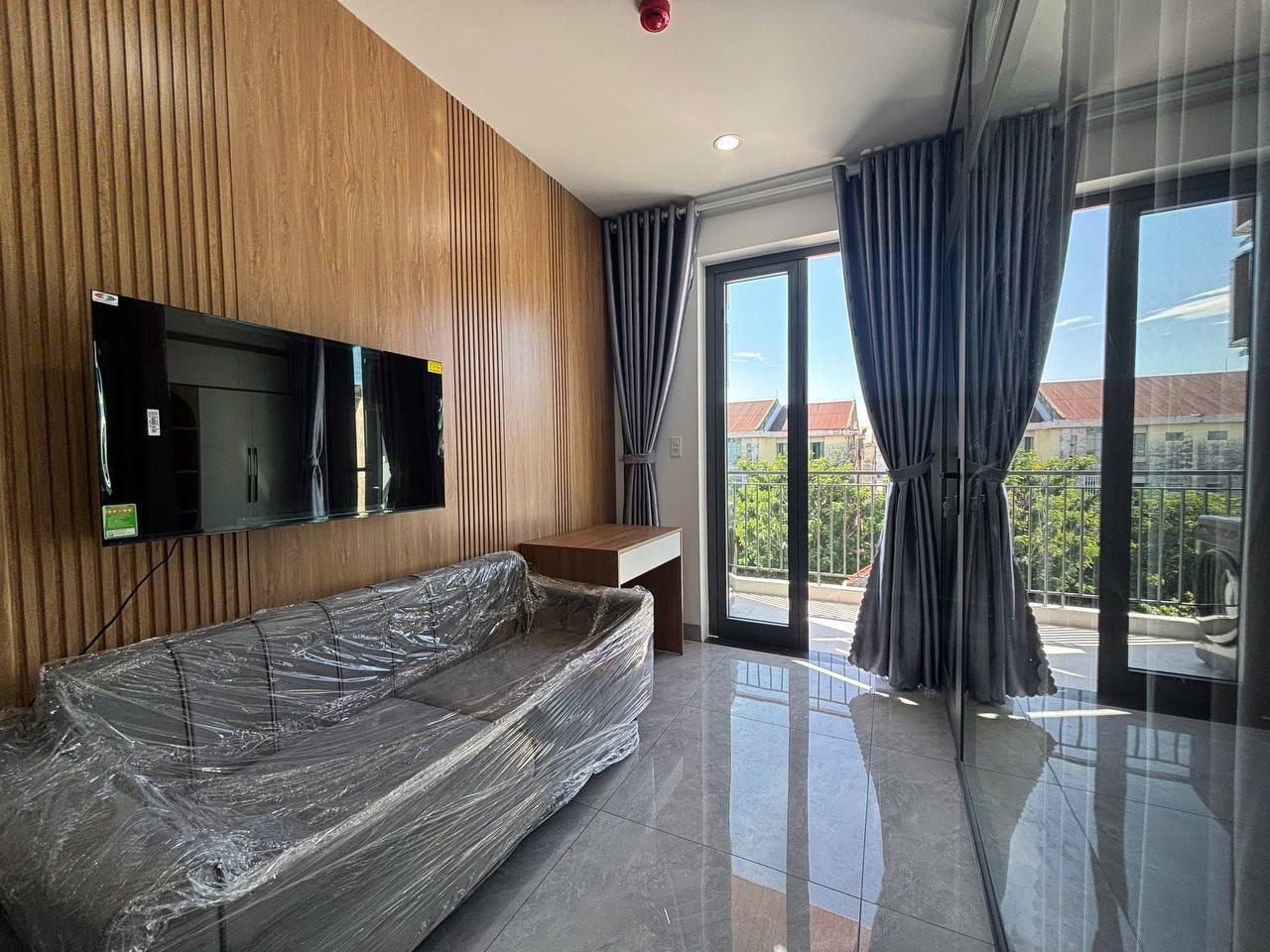 Brand New 1br Apartment Near River - My An — 1BR fully furnished (photo 1)