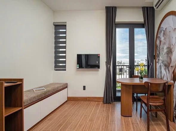 Bright Studio Apartment with Cleaning Service - Ngu Hanh Son — Studio fully furnished (photo 2)