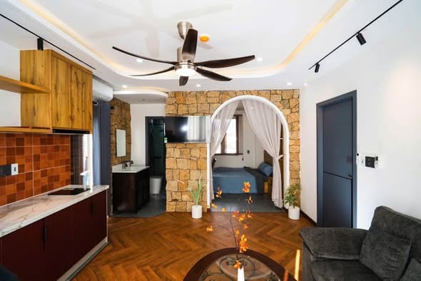 Modern Apartment for Rent - Son Tra — 1BR semi furnished (photo 3)