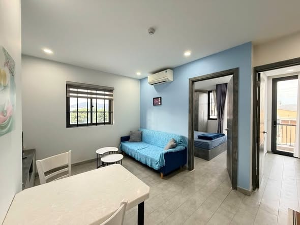 Bright 2br Apartment with Balcony Near Beach - Son Tra — 2BR fully furnished (photo 1)