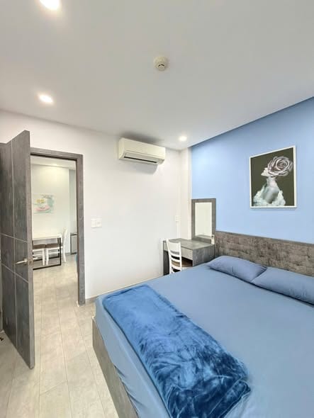 Bright 2br Apartment with Balcony Near Beach - Son Tra — 2BR fully furnished (photo 4)