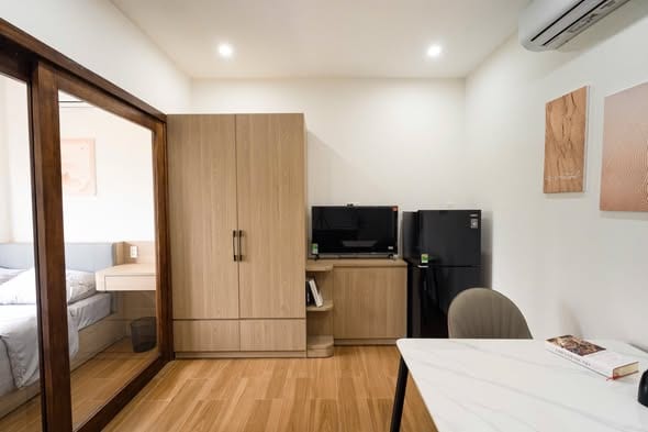 Brand New 1br Apartments with Pool - Ngu Hanh Son — 1BR fully furnished (photo 4)