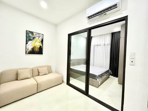 Brand-new 1br Apartment - Ngu Hanh Son — 1BR fully furnished (photo 2)