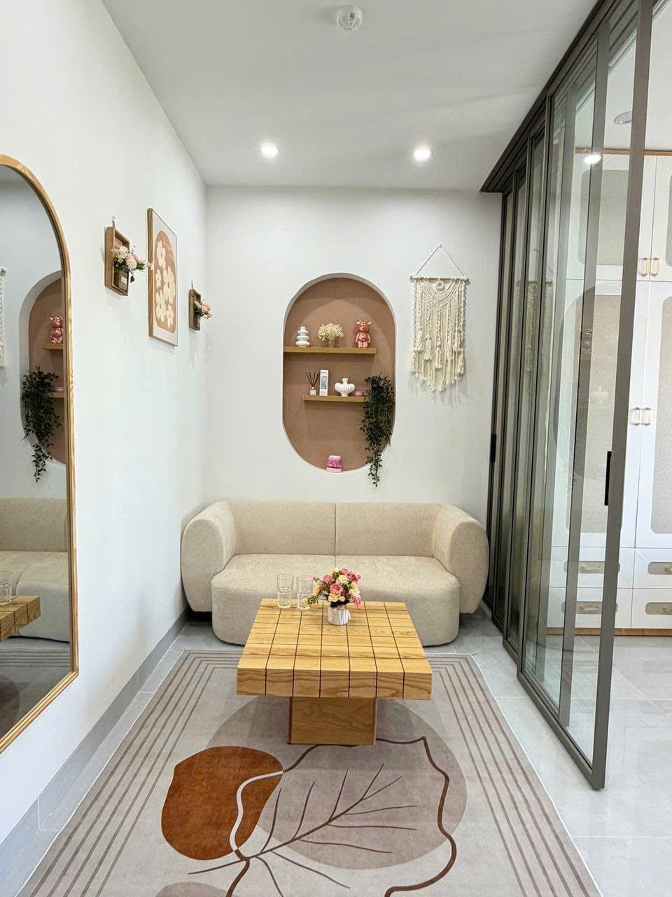 Modern 1br Apartment with Balcony - Son Tra — 1BR fully furnished (photo 6)