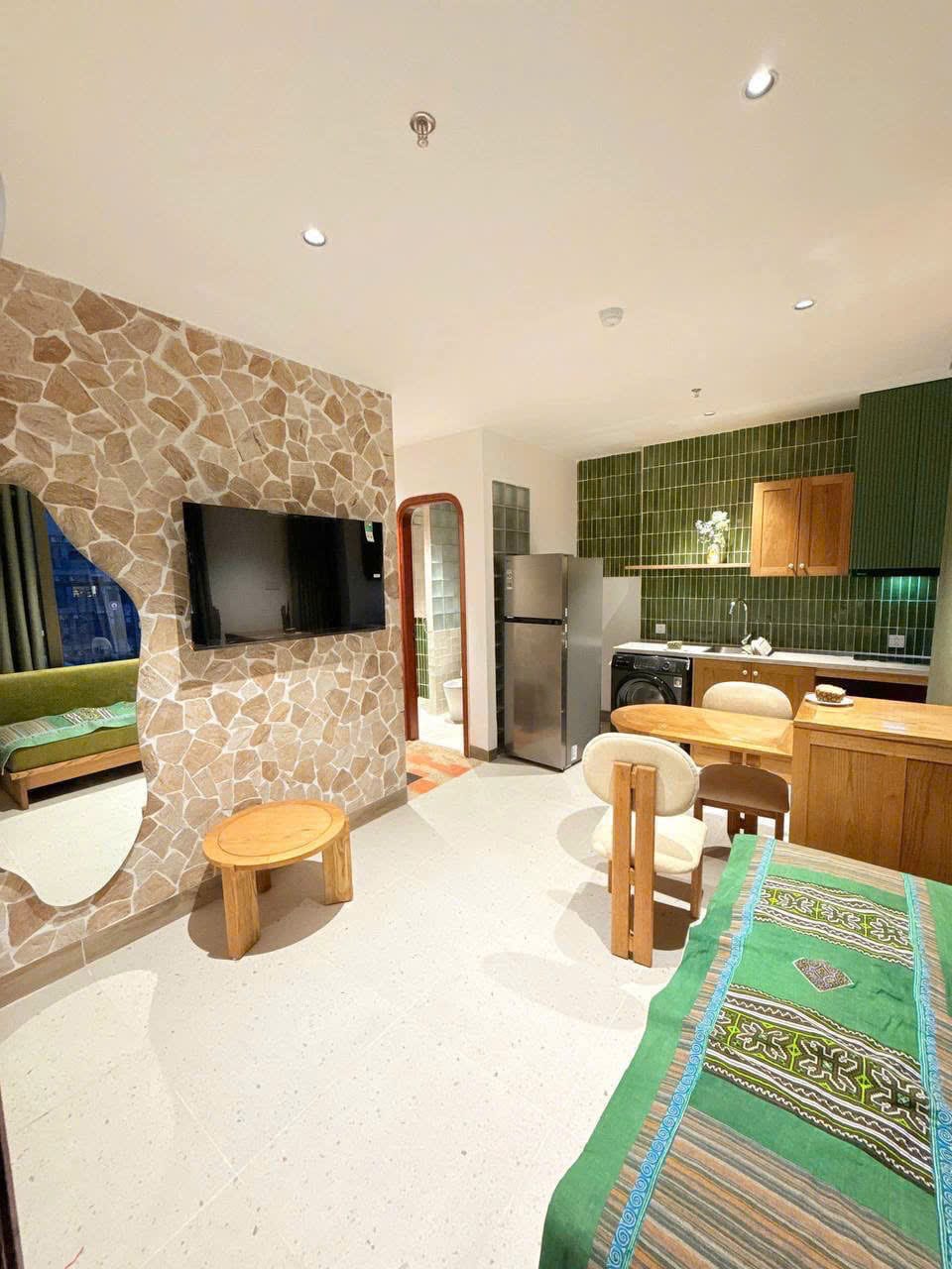 1br Apartment with Pool & Gym - Khue My — 1BR fully furnished (photo 3)