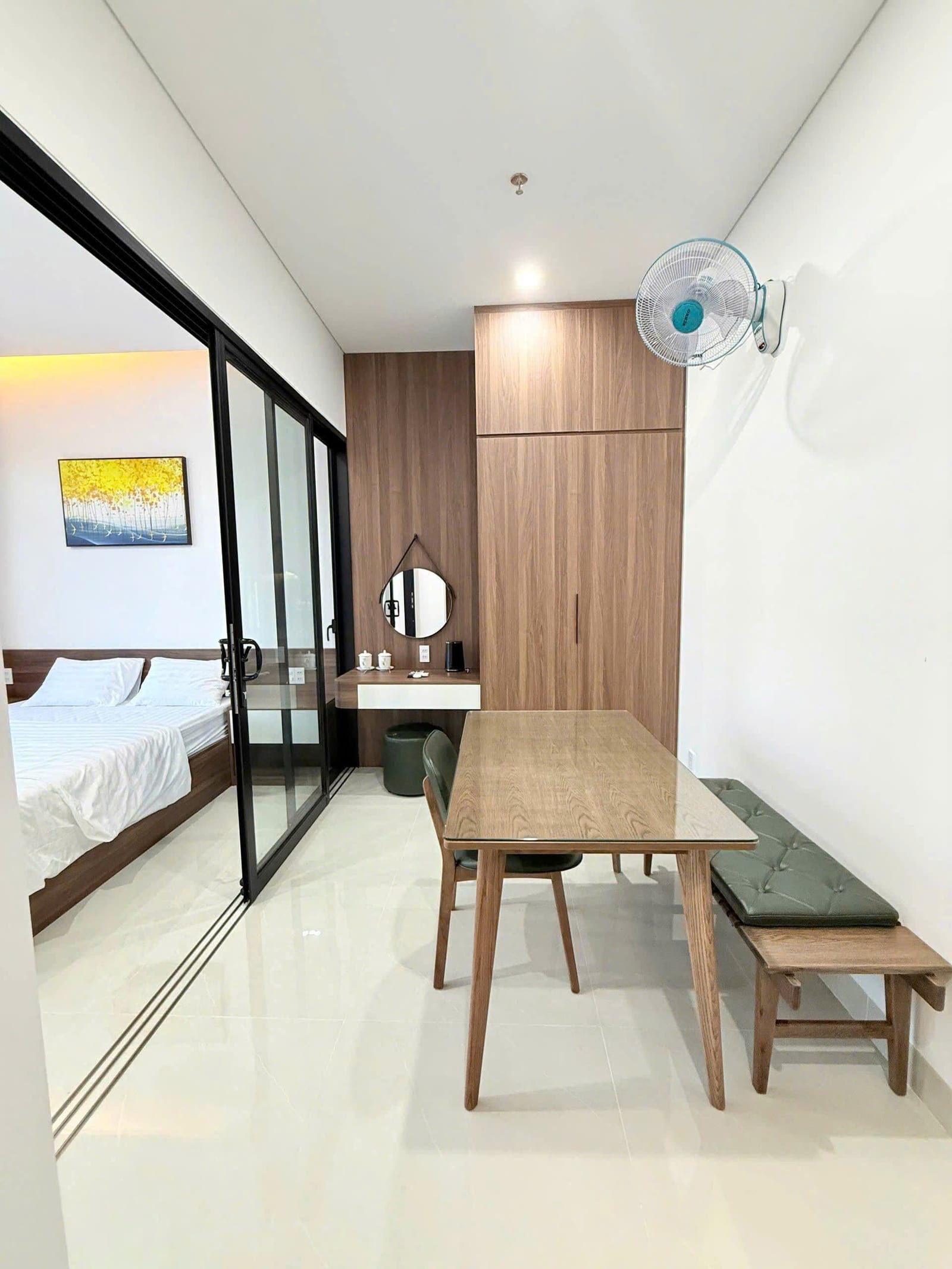1br Modern Apartment with Washer/dryer - My An — 1BR fully furnished (photo 1)