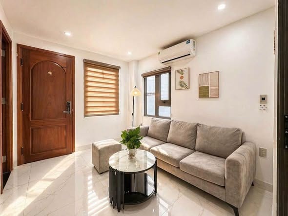1br Apartment with Balcony - Le Tan Toan — 1BR fully furnished (photo 2)