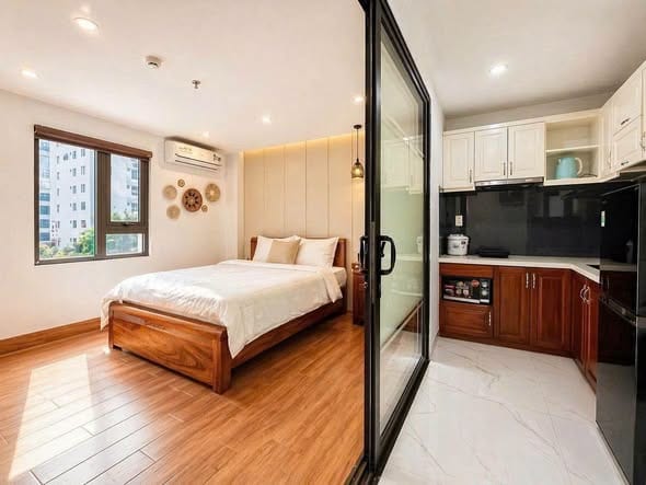 1br Apartment with Balcony - Le Tan Toan — 1BR fully furnished (photo 3)