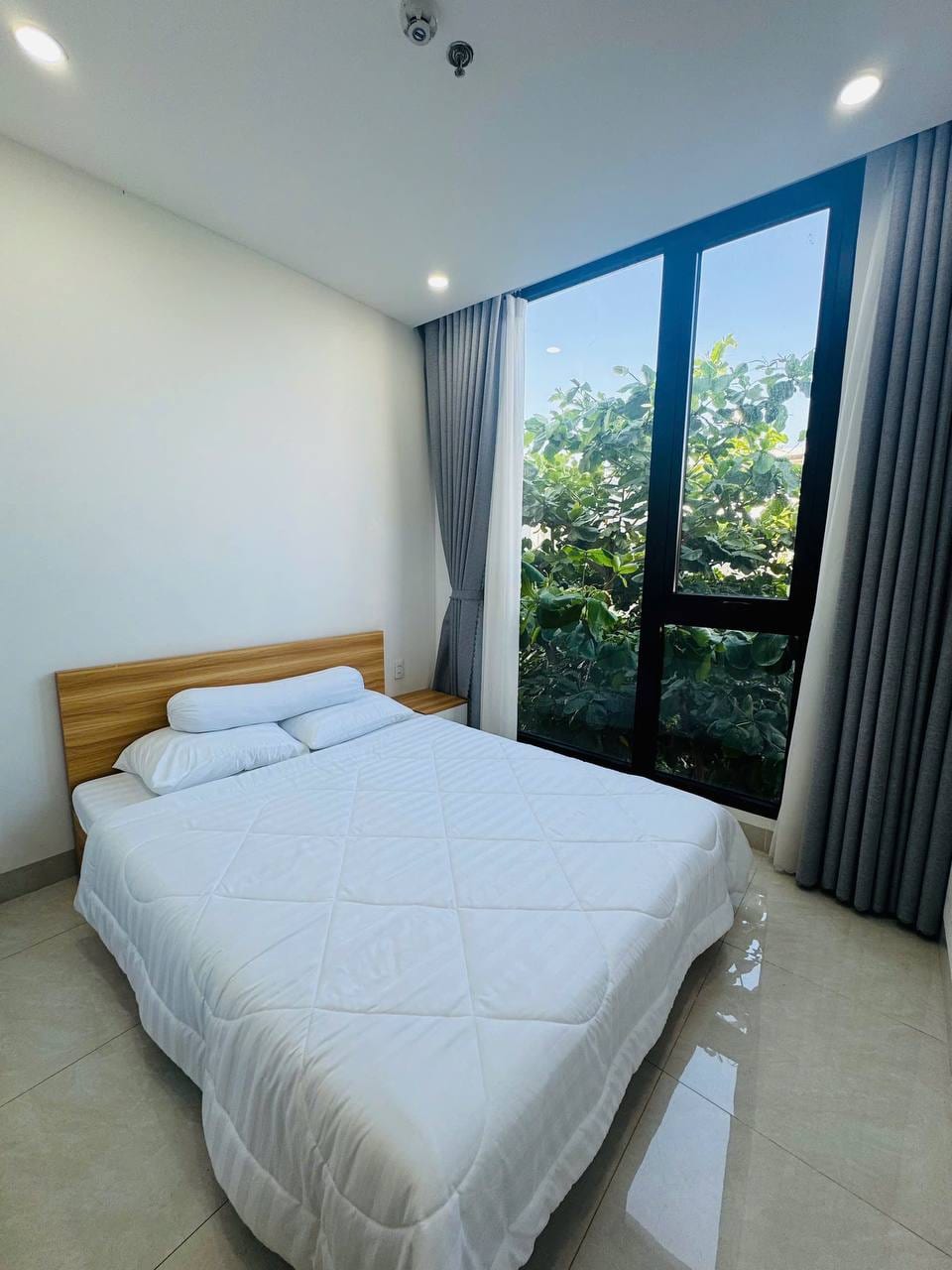 2br Modern Apartment Near My An Beach — 2BR fully furnished (photo 3)