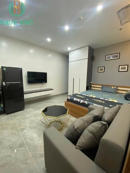 Studio in Hoa Cuong, 6-month Lease — Studio fully furnished (photo 1)