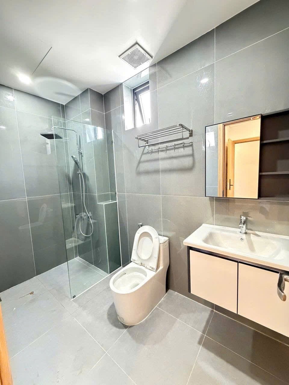 1 Bedroom - 100% New - Close to the Beach — 1BR fully furnished (photo 5)