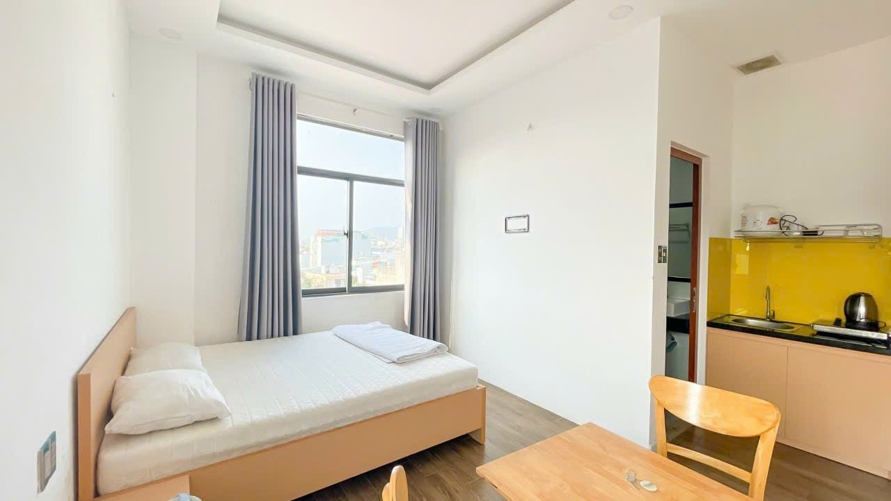 Cozy Apartment Near University of Economics — Studio fully furnished (photo 2)