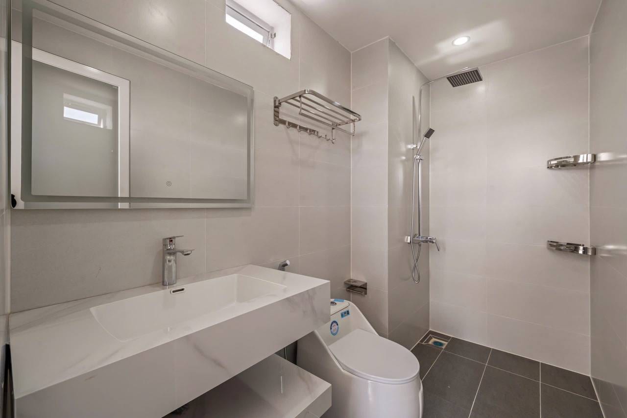 Spacious 1br Apartment, New Furnishings - Ngu Hanh Son — 1BR fully furnished (photo 3)