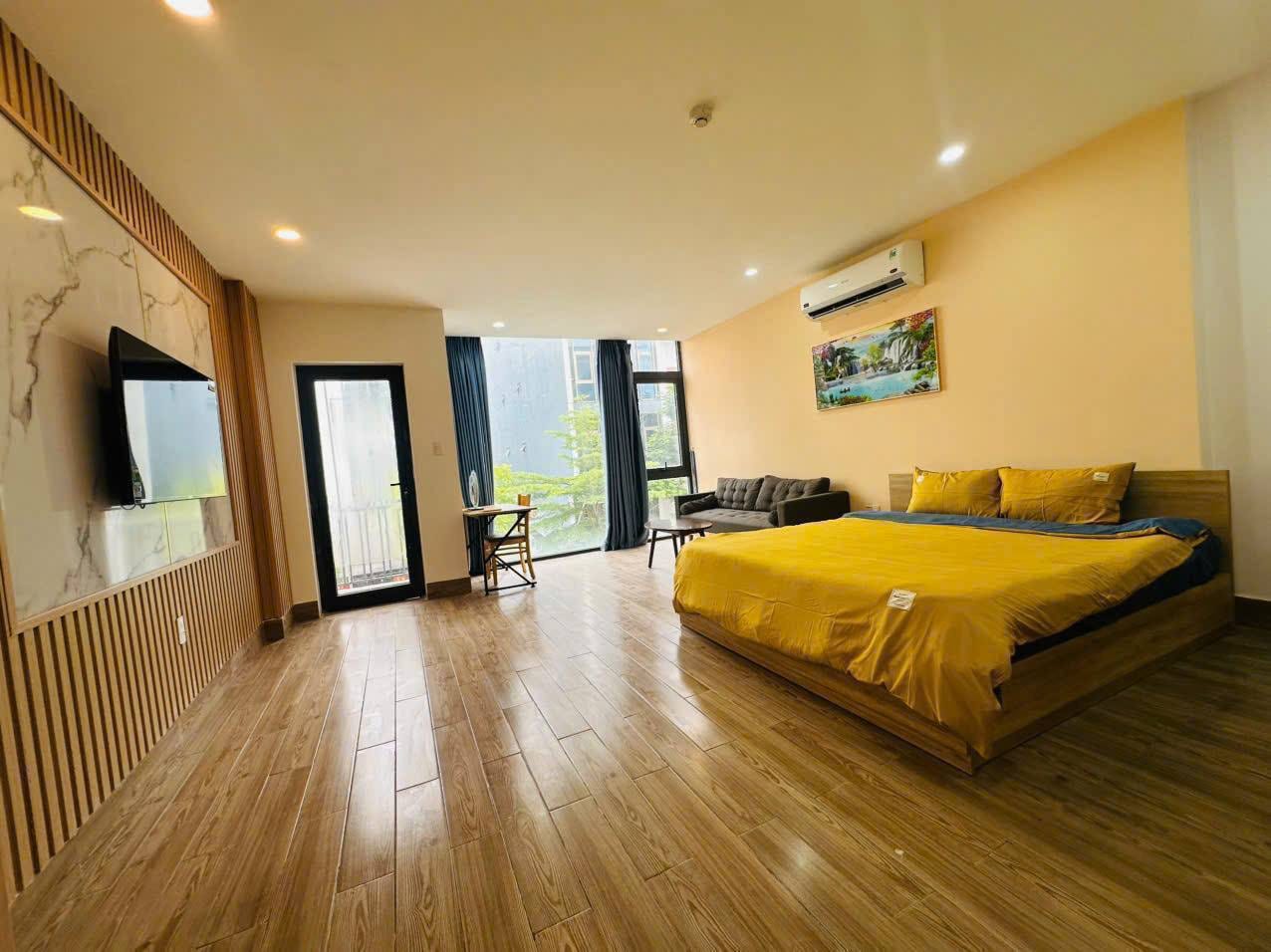 Spacious 1br Apartment, Pet-friendly - My An — 1BR fully furnished (photo 1)